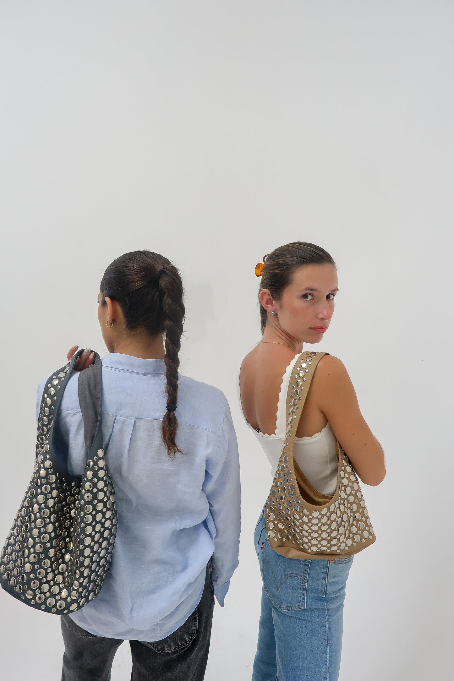 N°13 - Beige